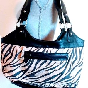 GUESS Womens Zebra Pattern Large Hobo Bab